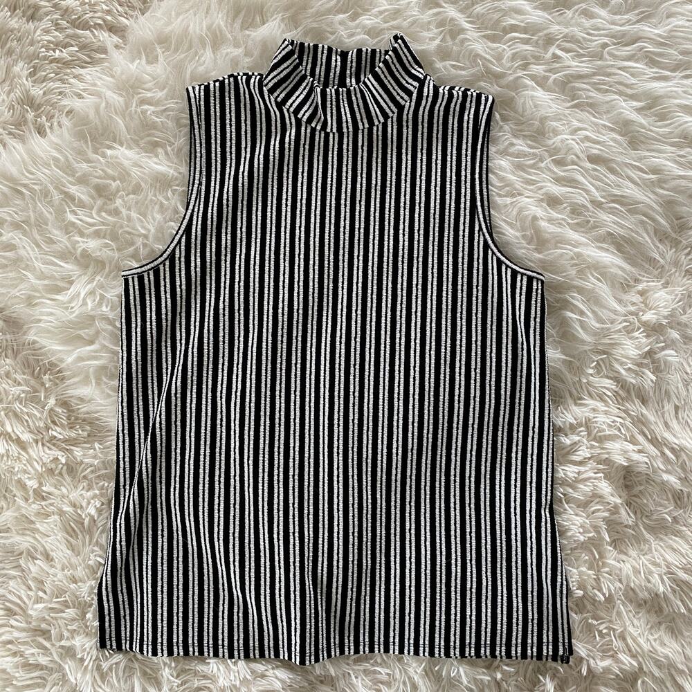 Cable & Gauge Vertical Stripe Mock Neck Tank, size M